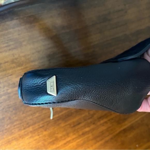 IllBe Ca by Joy Gryson Genuine Leather Clutch/Bag. Missing shoulder strap. - Picture 13 of 16